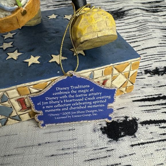 Disney Traditions #4004047 Mickey Mouse "Liberty's March” Jim Shore Figurine - Picture 10 of 16